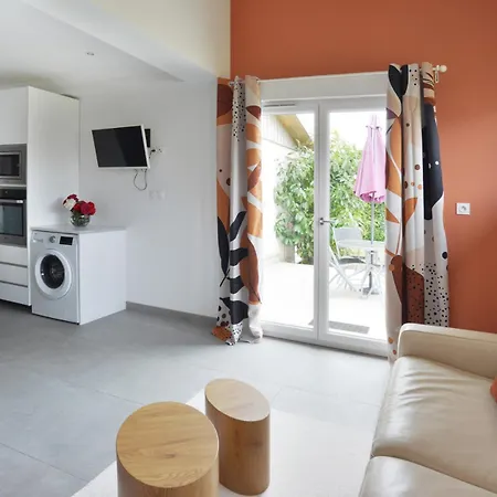 Apartment Palme Terrasse Disneyland 4 Personnes Avec 1 Bebe Bailly-Romainvilliers